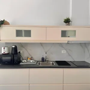 Sea Horizon Vsl & Apartamento Sarandë