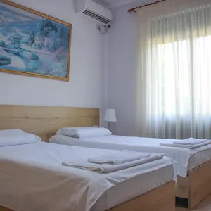 Ballo Apartamento Gjirokastër